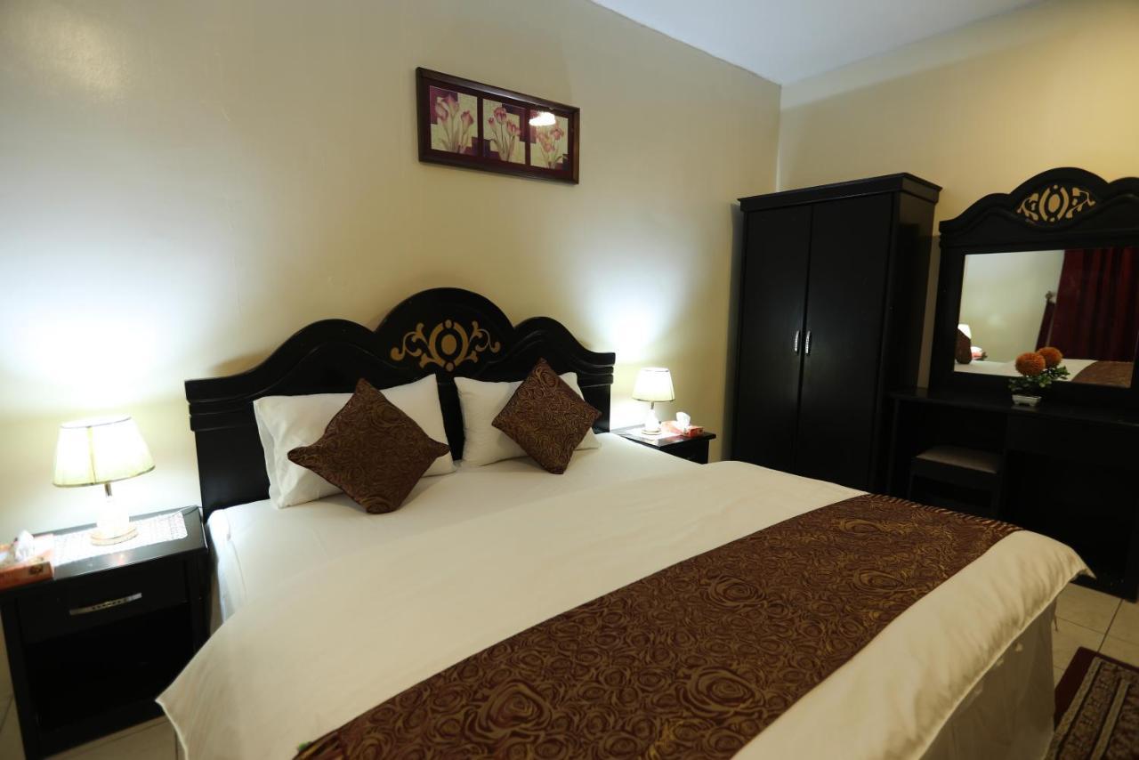 Al Eairy Apartments -Aldamam 7 Sayhat Εξωτερικό φωτογραφία