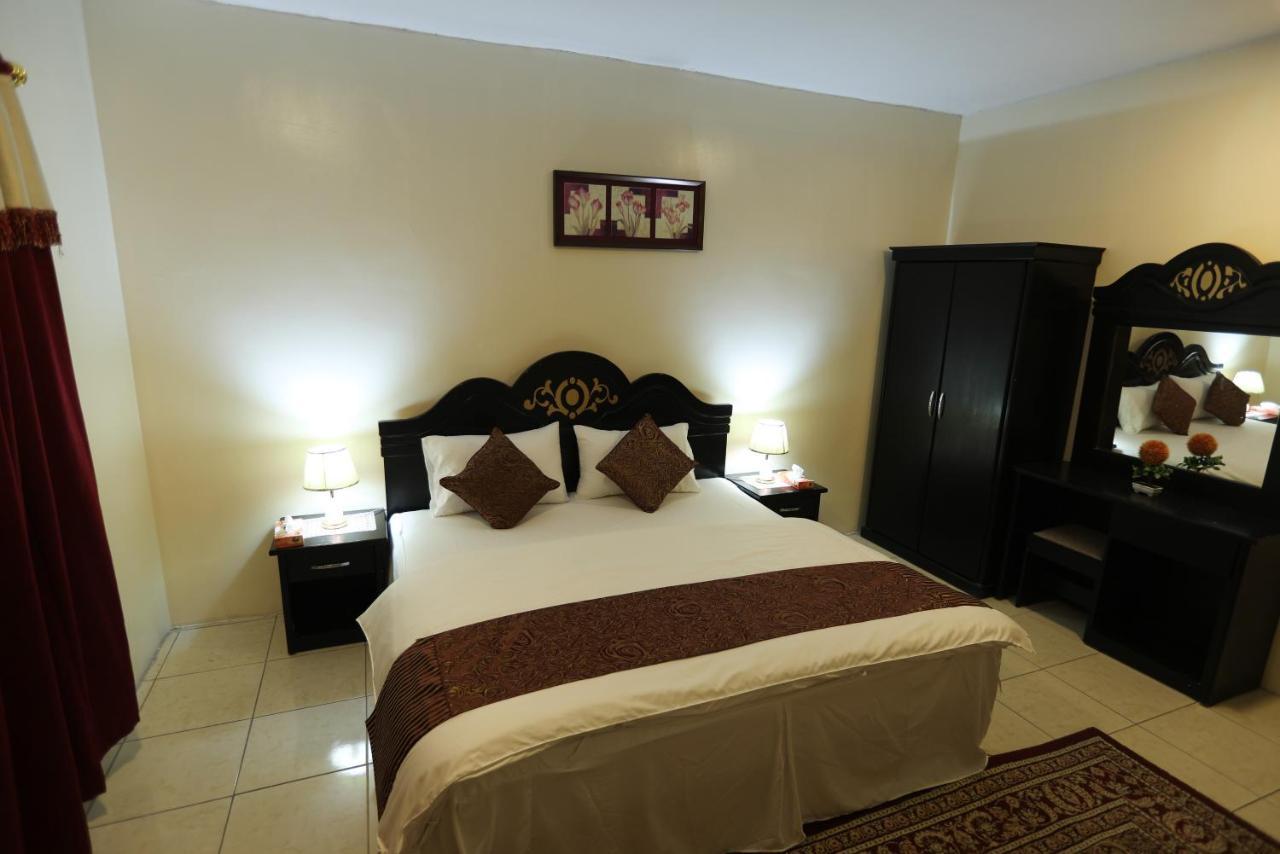 Al Eairy Apartments -Aldamam 7 Sayhat Εξωτερικό φωτογραφία
