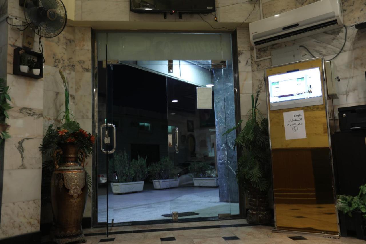 Al Eairy Apartments -Aldamam 7 Sayhat Εξωτερικό φωτογραφία