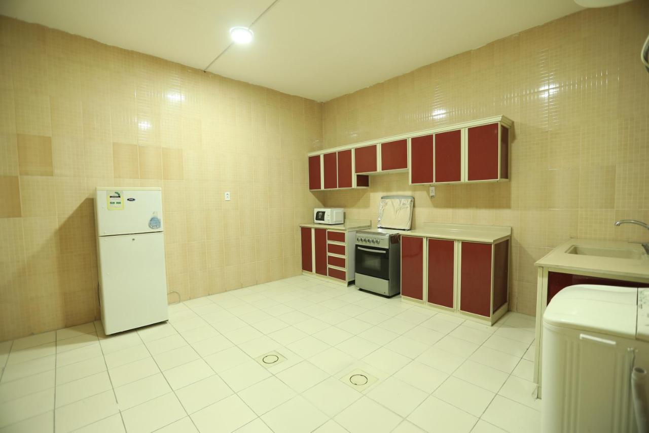 Al Eairy Apartments -Aldamam 7 Sayhat Εξωτερικό φωτογραφία